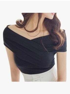 Black Infinity Top Off the Shoulder Cross Over Fitted Size Medium Maggie Tang